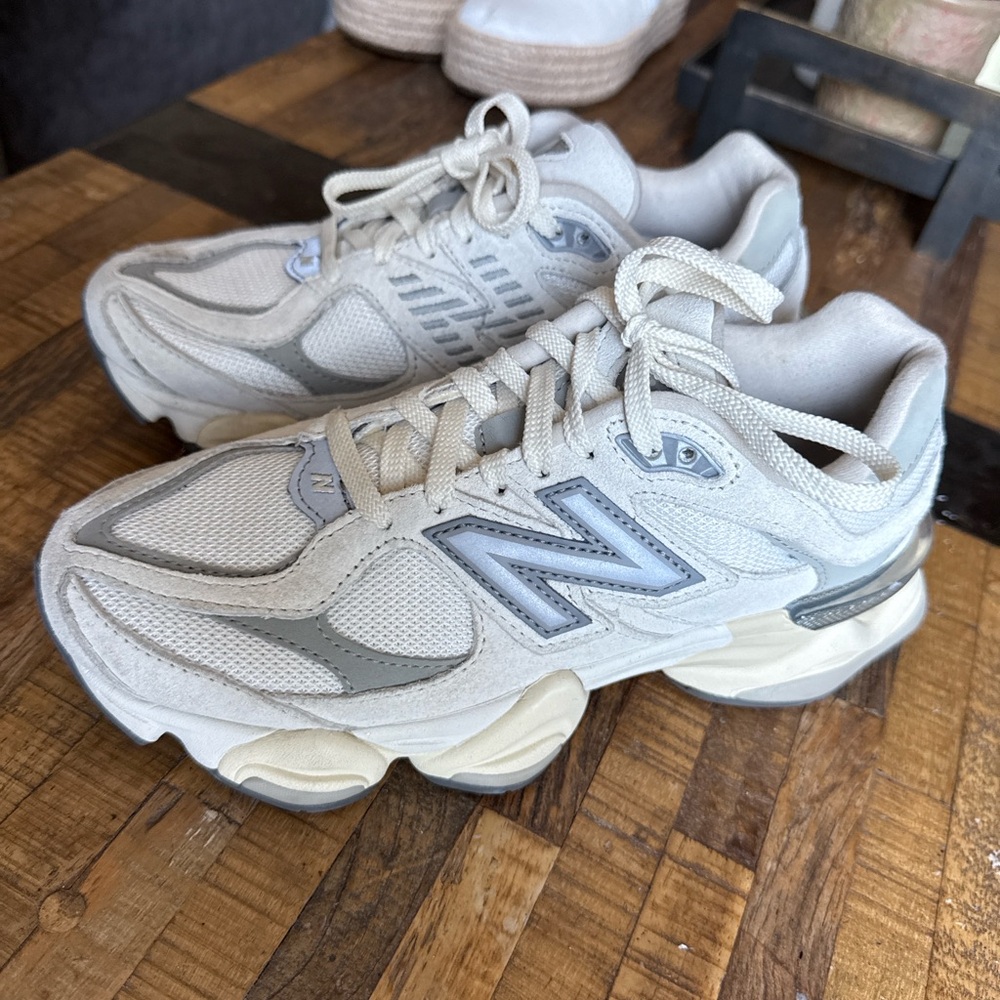 New balance 9060